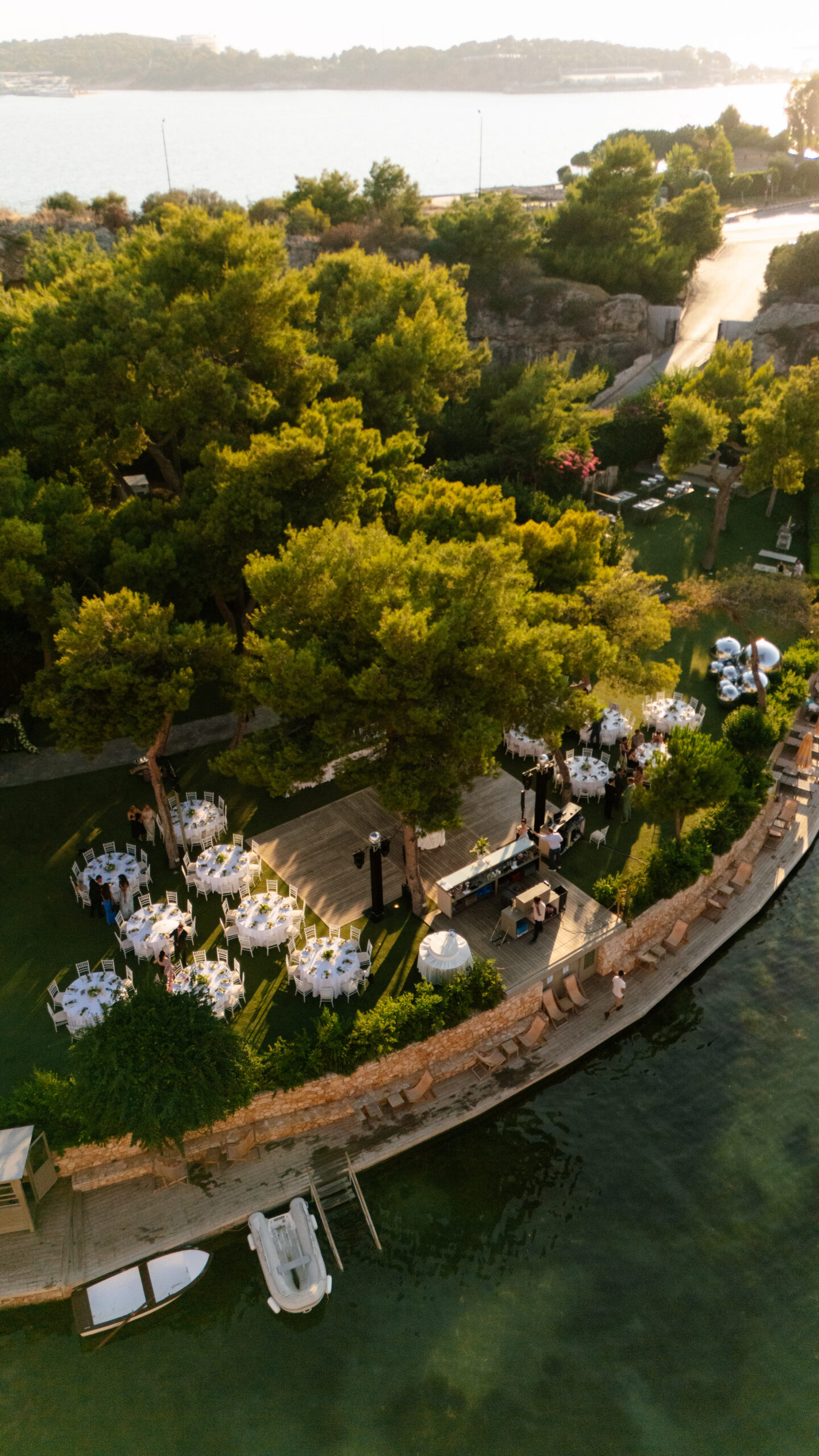 M&K Lake Vouliagmeni 789